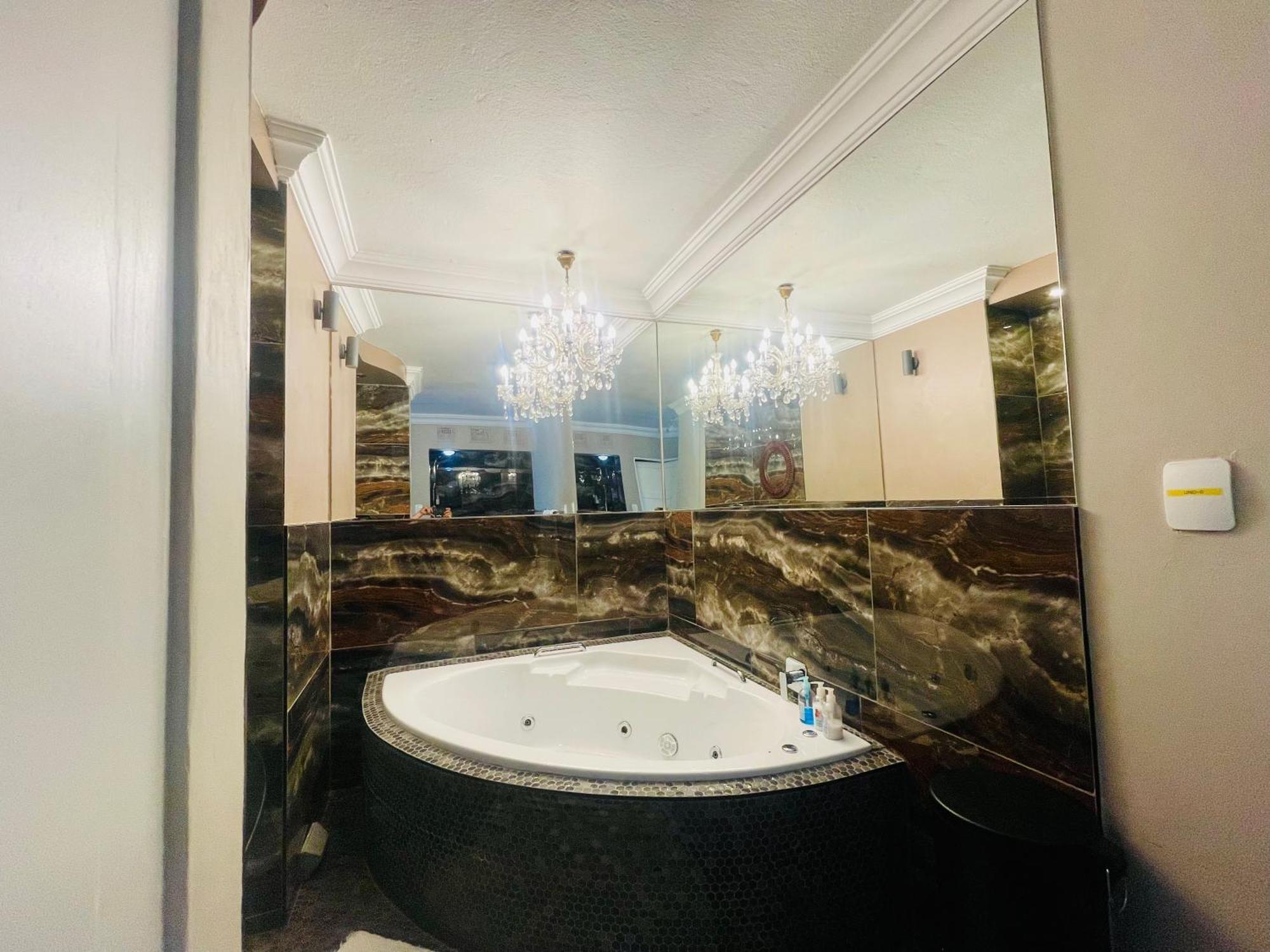 Pretoria Mansion Boutique Hotel Coral Tree Buitenkant foto