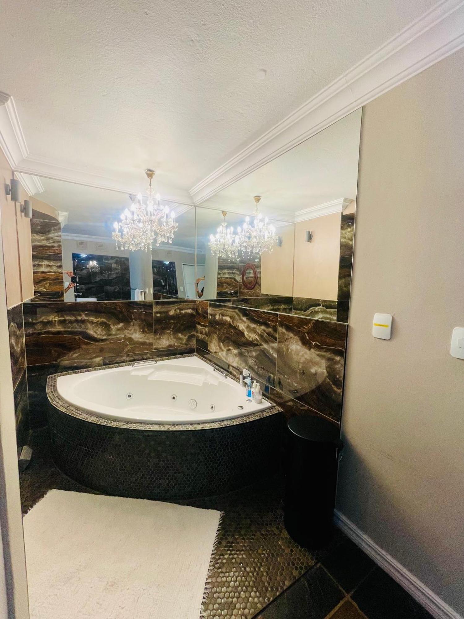 Pretoria Mansion Boutique Hotel Coral Tree Buitenkant foto