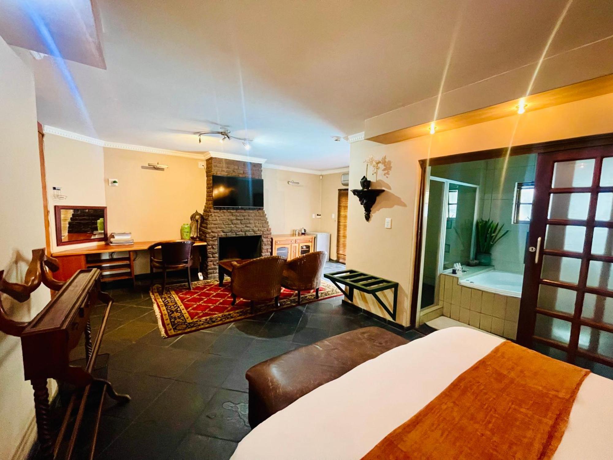 Pretoria Mansion Boutique Hotel Coral Tree Buitenkant foto
